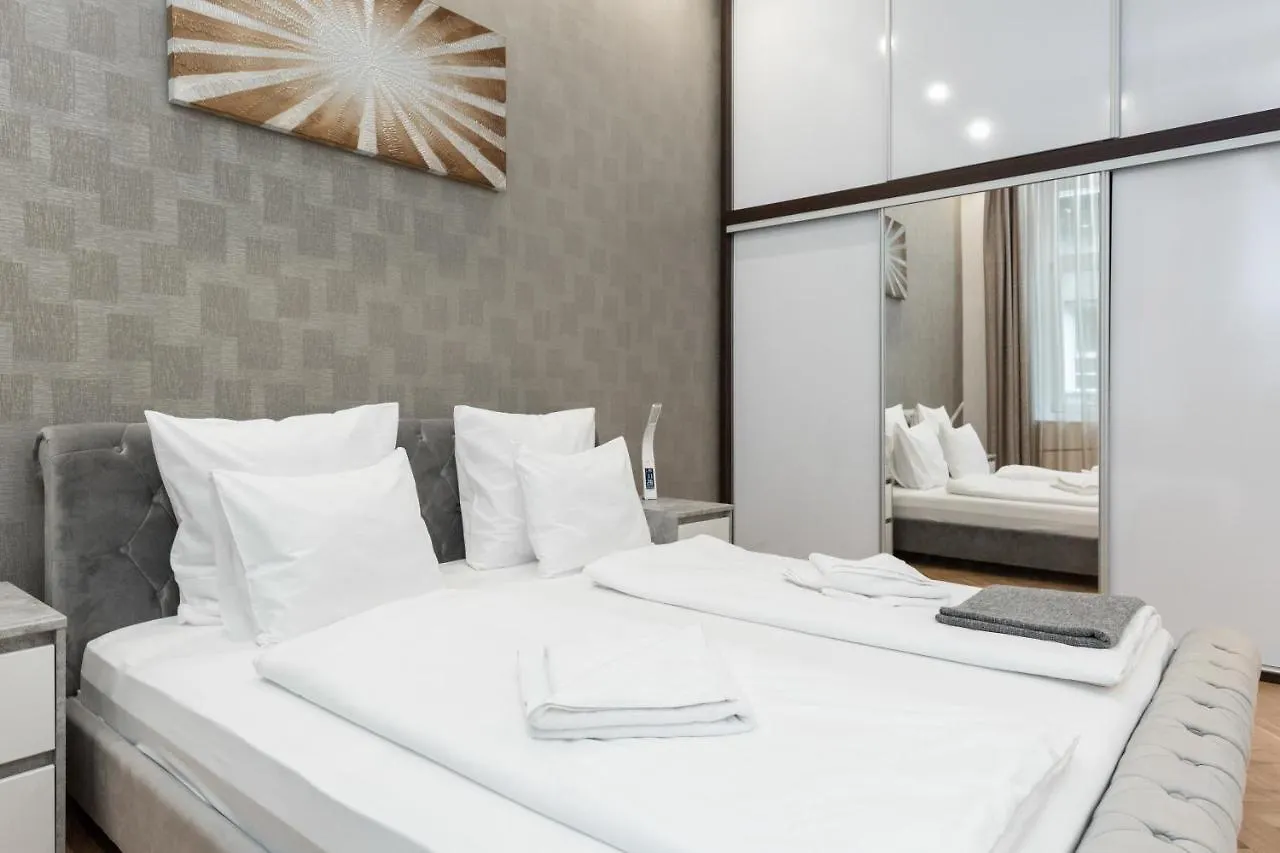 City Center Grand Luxury W 2Br/2Bt Budapest Apartment